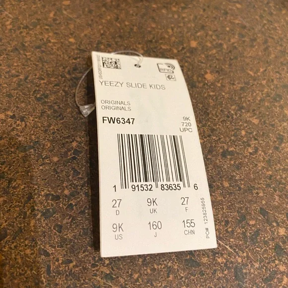 Yeezy Slides Kids Bone